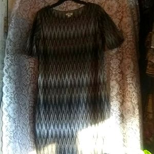 I'm selling a dress